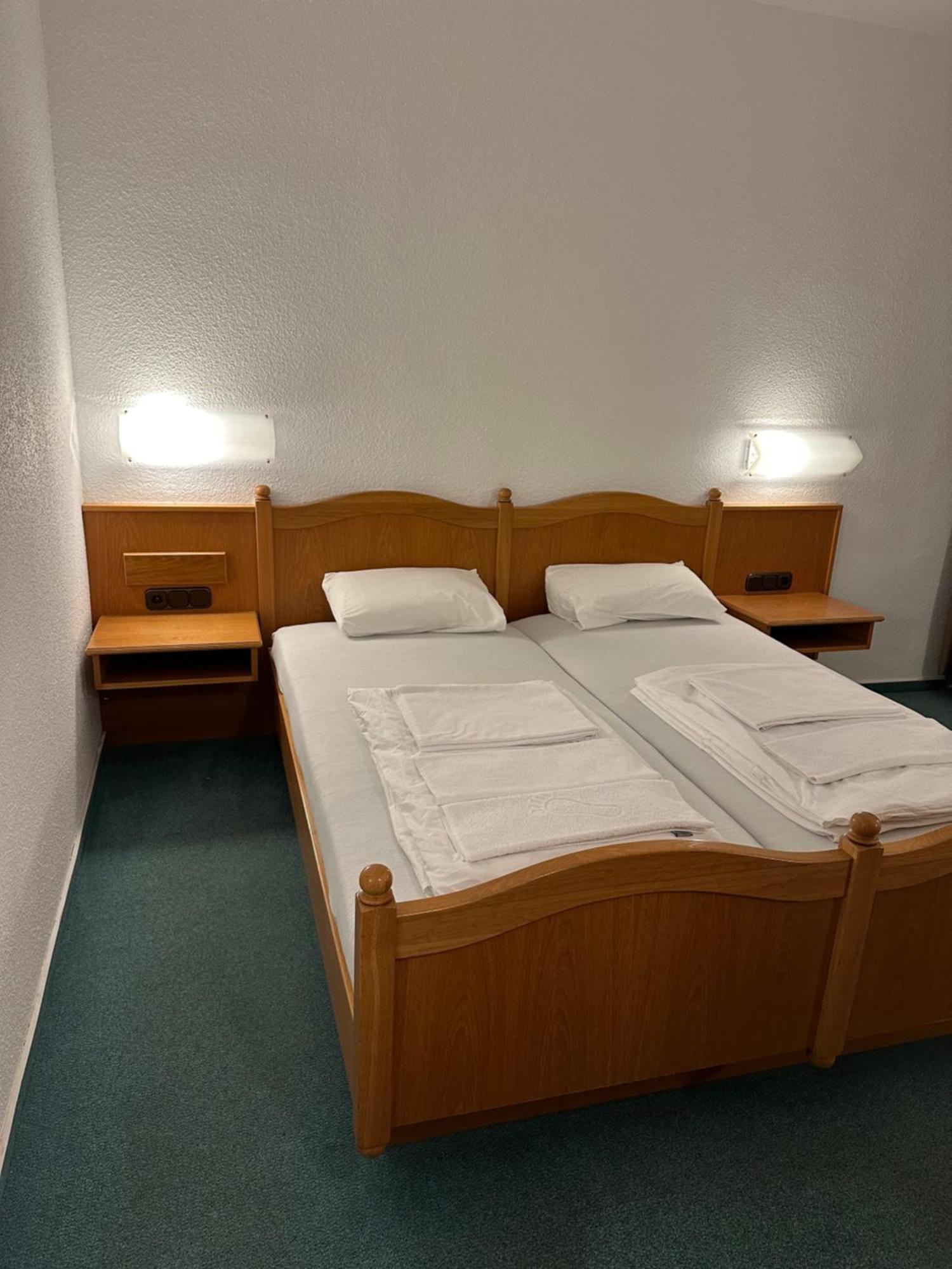 Hotel Sachsenhof 리자 외부 사진